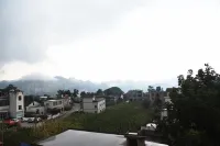 Qianxi Panyunshuiju Homestay - Mountain view