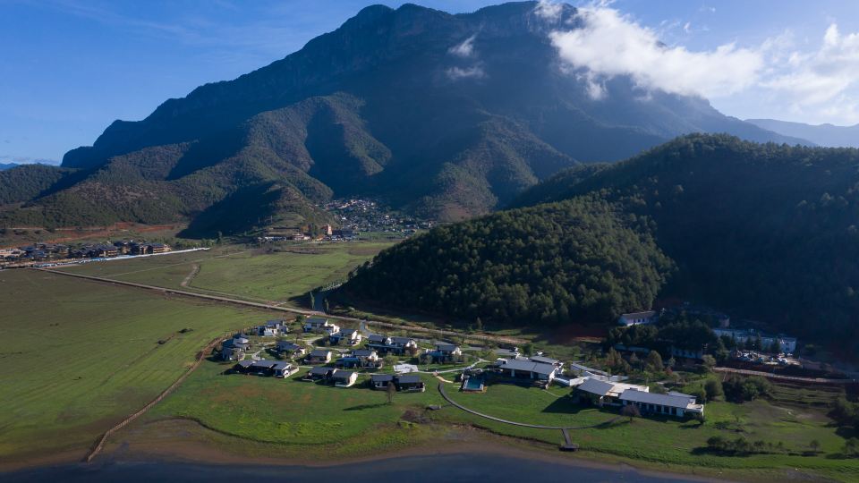 Lanyond Hotle(Lugu Lake)