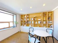 Yanji Hongsan Hotel (Yanbian University Internet-famous Wall)