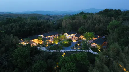 Hegu Village Home Stay of Liyang City Отели рядом с достопримечательностью «Pingqiao Stone Dam»