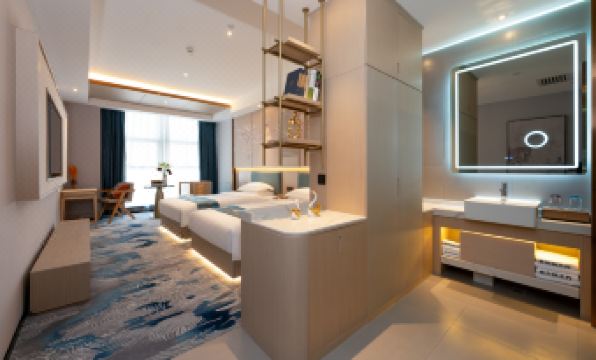 Korla Xishidun Zhiyue Hotel (People's Square Branch)