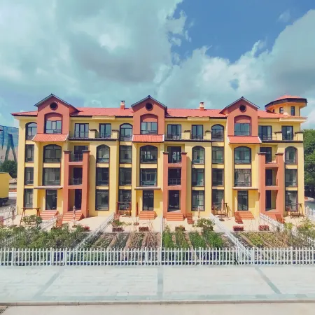 Yuehe Mountain Lodge