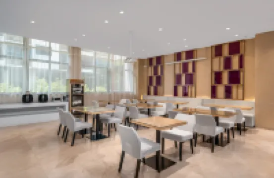 Lavande Hotel Chaozhou Ancient City Paifang Street Harmony Yazhu Shop