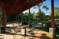 니와 칸팅 바이 주주 Kauman regency kristal 2 / 85 주변 호텔
