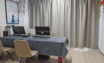 Dream House Cinema Hotel
