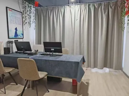 Dream House Cinema Hotel