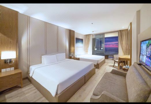 파노라마 냐짱 산빌라의 넓고 깨끗한 오션뷰 발코니