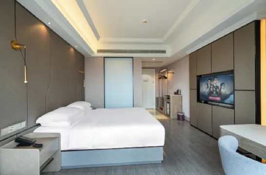 Mercure Hangzhou Linping Hotel Отели рядом с достопримечательностью «Zhongdu Square»