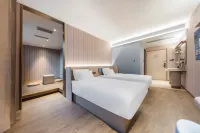 HanTing Hotel (Qingdao Golden Beach Jinggangshan Road Subway Station) Hotel a Qingdao