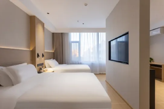 Datong Hanting Holiday Hotel (Ancient City Tourist Cultural Area)