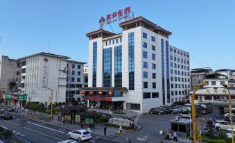 Longshan Nationality Hotel