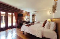 Maikaew Damnoen Resort Hotels in Damnoen Saduak