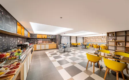 Campanile Hotel Zhaoqing Sihui  Hotel 