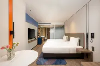 Holiday Inn Express Taizhou Center Hotels in Taizhou
