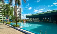 Manhattan Waterpark Condo Ipoh (Free 2 Carpark & Netflix Ready) - piscina