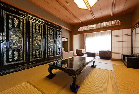 HOTEL　KANICHI