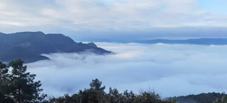 Wuliangshan Bodhi wild luxury tent camp Отели в г. Наньцзян