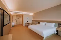 JI Hotel (Dezhou Laoling Xingguangdadao Film City) Hotel di Provinsi Qingyun