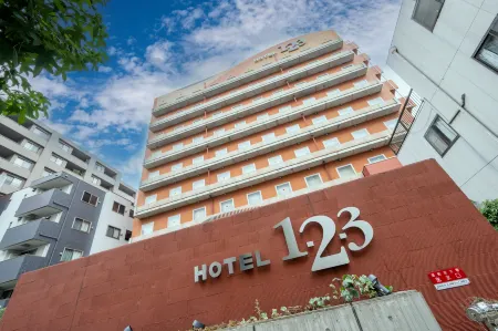 Hotel 1-2-3 Takasaki Отели рядом с достопримечательностью «Shorinzan Darumaji Temple»