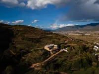There is a Yichen family in the mountain(Shaxi Lighthouse Village Store) Hotels in Jianchuan