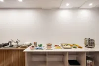 iya Hotel Hotels in Faku