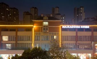 Maxaccom furure Hotel