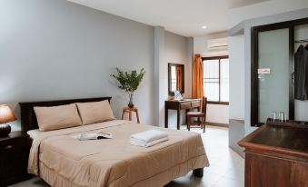 Baan Chiang Bed Lampang