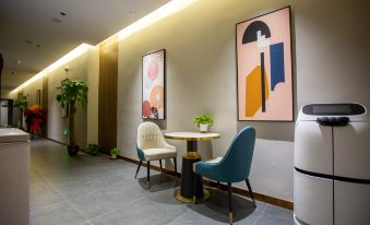 Ye Wen Hotel (Huaihua railway station Taipingqiao branch)