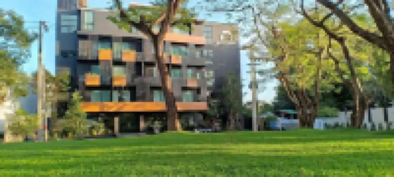 The Echo Hotel Hotels near Wat Rajamontean