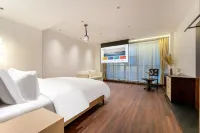 Zitong Yuanlai Boutique Hotel