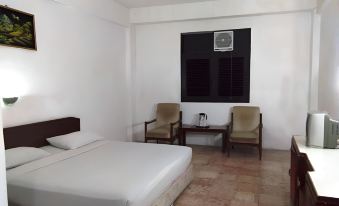 Darma Agung Beach Hotel Parapat