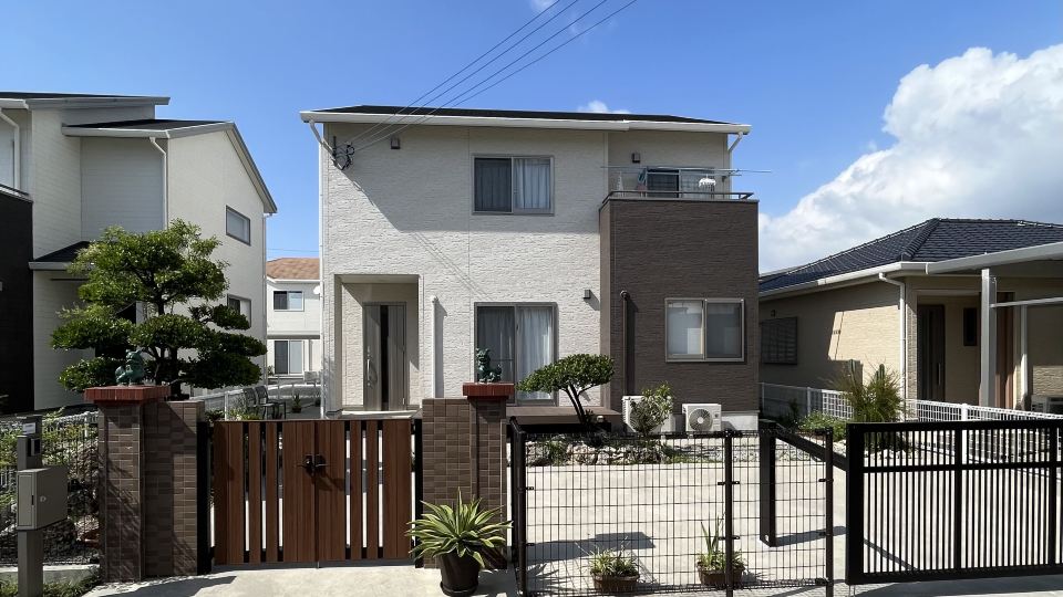 Private villa, 3-minute walk to the beach, 15-minute drive to the airport