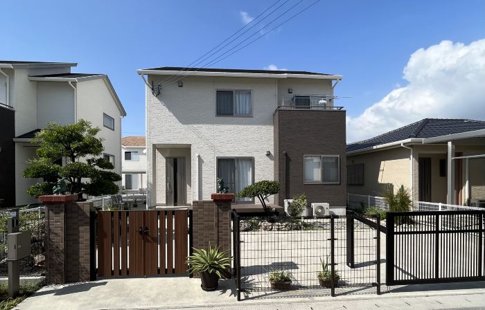 Private villa, 3-minute walk to the beach, 15-minute drive to the airport