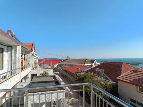 Qingdao Xingxing Kongjian Coastal Homestay