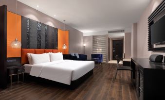 Ramada Hotel at the Port Pool Wharf of Dang Port in Zhenjiang