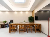 Floral Hotel·Qin Garden Hotel