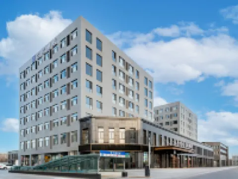 Hohhot City and Ringer Lanou Hotel (Yungu Golden Street Branch) Hotels near Helinge'erxian Shengle Museum