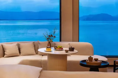 Bojing Seascape Resort Hotel (Dali Erhai Branch) Binhai Avenue: отели