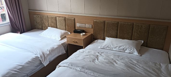 Jiangsheng Business Hotel Hotéis em Chamdo