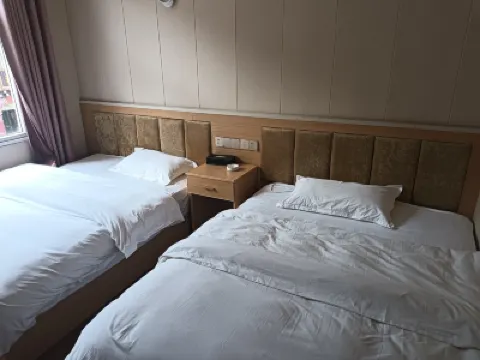 Jiangsheng Business Hotel Hotels in Karuo District