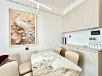 Poly Golden Seashore Bay · Seven Tides Inn