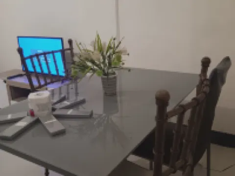 Hotel Villarte Fort Pampanga 聖費爾南多酒店