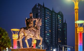Yuxi Longma Express Hotel