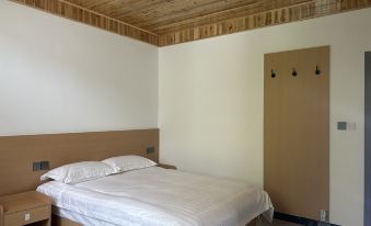 Hefeng Xingguang Xiaowu Homestay