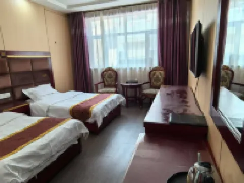 Hualong Xiangdong Hotel Hotels in Hualong