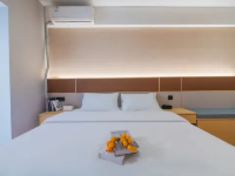 Orange Time Scenic Apartment (Yantai University Wanxianghui) - Bjergudsigt
