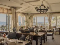 Rosewood Kauri Cliffs Hotels in Te Tii