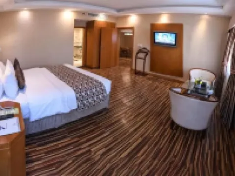 ジュファイア グランド ホテル マナーマのホテル