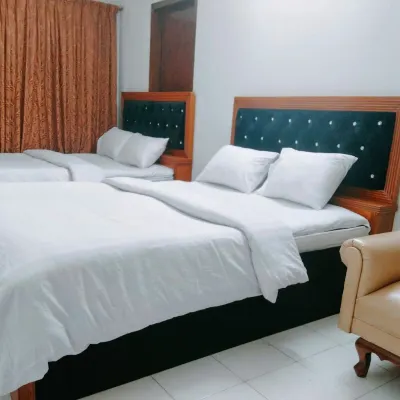 HOTEL GOLDEN BIRD 鄰近達卡機場（沙阿賈拉勒國際機場）的酒店