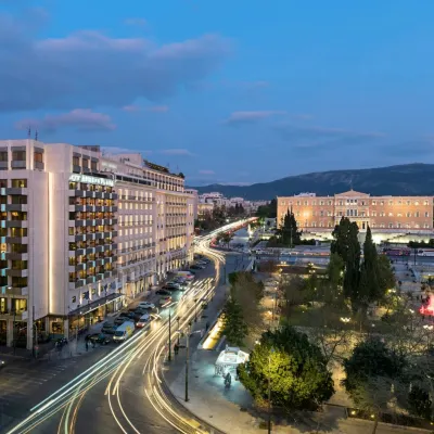 NJV Athens Plaza Hôtels à proximité de : Fondation nationale de la recherche grecque
